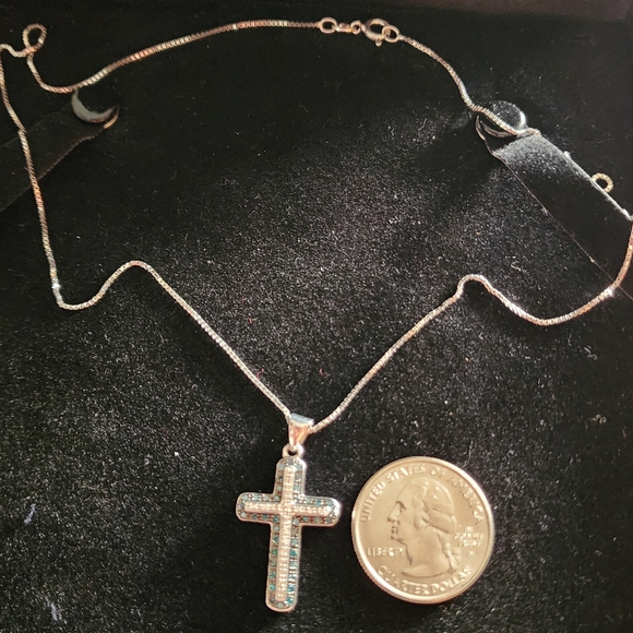 Real White And Blue Diamonds Necklace - Picture 3 of 12